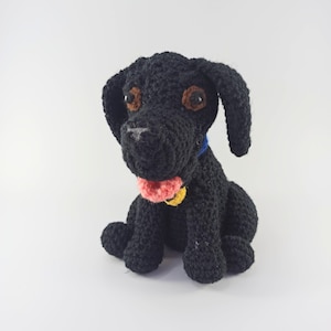 Gehäkeltes Labrador Hund Stofftier, Plüschtier, schwarzes Labrador, personalisiertes Geschenk