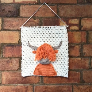 Highland Kuh Wandbehang, Kinderzimmer Wanddeko, Geschenk gehäkelt, Tier Wanddeko, Highland Kuh, Scottish Farm Thema