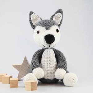 Husky dog toy, crochet cuddly toy, soft plush toy, husky gift, wolf