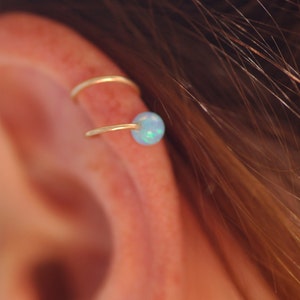 Single opal hoop, helix hoop, cartilage hoop earring, single earring, TRAGUS RING // EAR / cartilage/helix hoop earring - jewelry/piercing