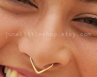 Non Pierced Septum Ring,Triangle septum,Indian Nose Ring,Primitive Nostril Fake Ring,Hindu Nose Ring, faux jewelry, fake jewelry