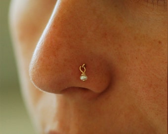 Tiny gold nose stud, pearl silver nose stud, nose earring, nose ring, nose pin, gold Tragus, silver nose stud, nose stud, Cartilage