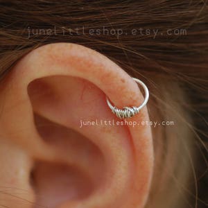 Tiny Hoop Helix Ring,gold helix earring,helix earring,helix hoop,helix cartilage earring,forward helix earring,helix piercing cartilage