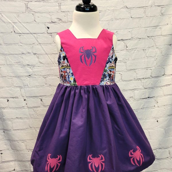 Vestido giratorio de Spider-Gwen Friends