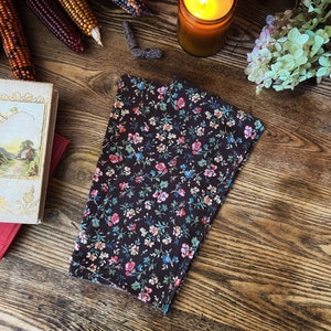 Calico Floral Napkins, set of 6 | Double Sided Napkins | Lunch Napkins | Autumn Napkins | Hostess Gift | Harvest Party