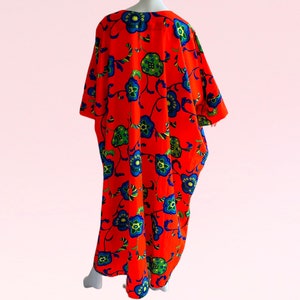 1970s Vintage Hawaiian Kimono Caftan Deadstock Psychedelic Flowers Maxi ...