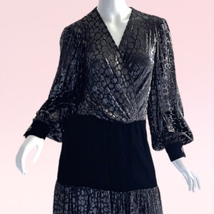 1970s Vintage Givenchy Nouvelle Boutique Dress, Silk Devore Metallic Sara Fredericks Glamour Party Evening image 3