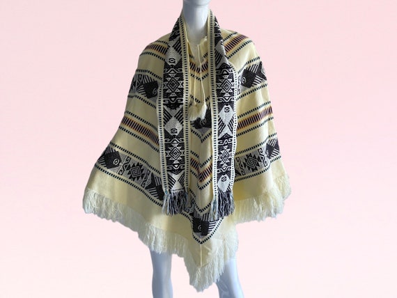 1970s Vintage Guatemalan Embroidered Poncho, Frin… - image 2