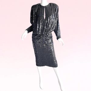 1980s Vintage Sequin Silk Dress Keyhole Wiggle Black Cocktail Party Prom Designer Disco Dress XS