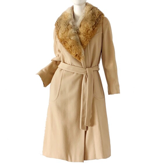 Vintage 70s Fox Fur Coat / Mod Beige Wool Wrap Coa