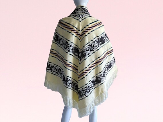 1970s Vintage Guatemalan Embroidered Poncho, Frin… - image 3