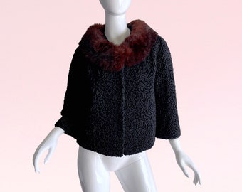 Giacca bolero in pelliccia vintage anni '50 Cappotto invernale mod in visone della metà del secolo e lana finta astrakan