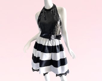 1980s Vintage Bill Blass Sequin Dress Taffeta Lace Halter Backless Party Mod Cocktail Medium