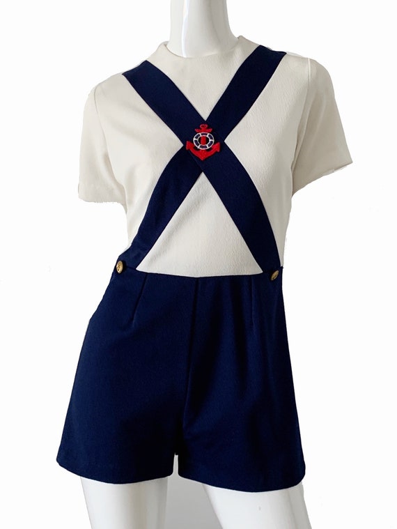 Vintage 70s Mod Jumpsuit / Disco Party Hot Pants J