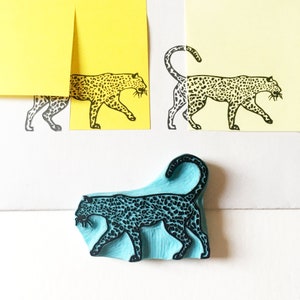 Leopard rubber stamp, hand carved stamp of a leopard to make tropical illustrations