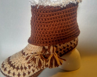 Winter style crochet boot slippers booties faux fur pompoms