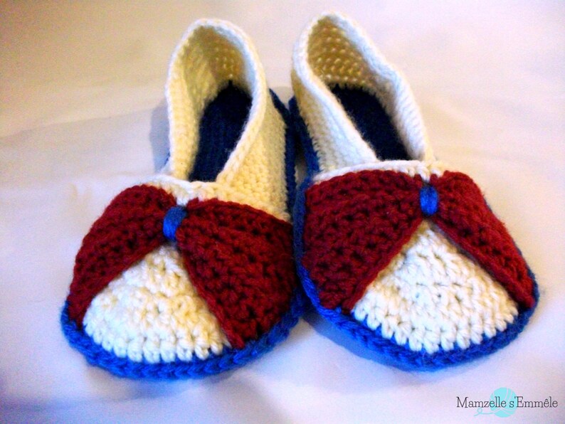 crochet bow slippers image 3