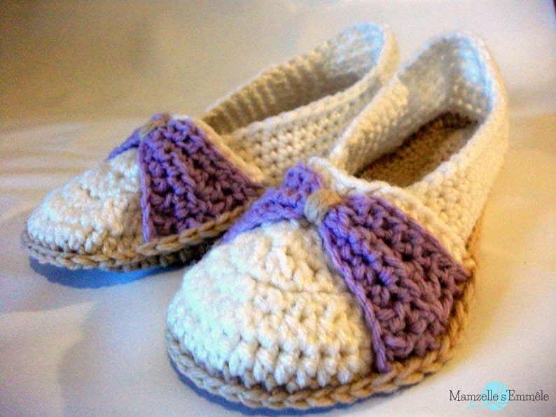 crochet bow slippers image 1