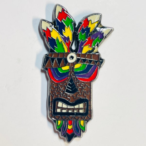 AkuAku Pin von Lateral Designs