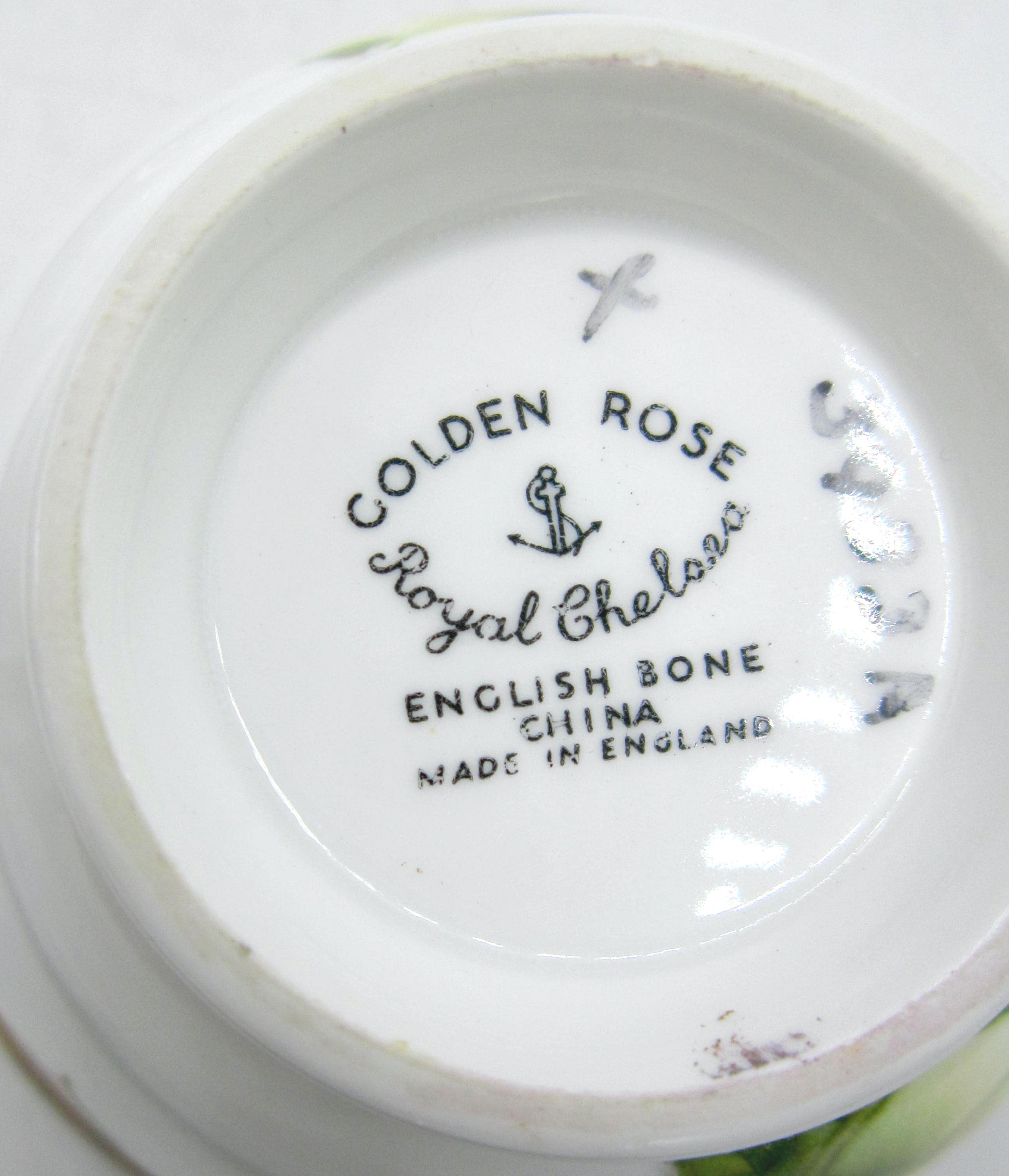 Royal Chelsea Golden Rose Bone China Teacup and Saucer (3983A