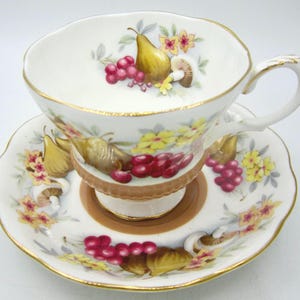 Royal Albert Devon Bone China Teacup and Saucer - Country Fayre Series - Fruit - England