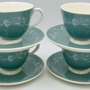 Royal Doulton Cascade (D6457) Cup and Saucer Sets (4) - White Flowers - England