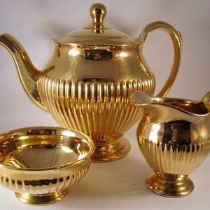 Royal Winton Golden Age Teapot, Creamer and Open Sugar Bowl (Ribbed) England