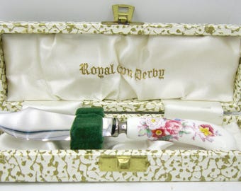 Royal Crown Derby Derby Posies Bone China Cheese Knife in Presentation Box - England