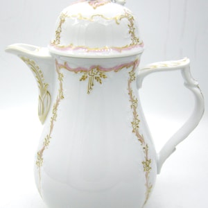 Kaiser Louvre Dubarry Porcelain Small Cocoa Pot (6 In.) Pink Rosebud - West Germany