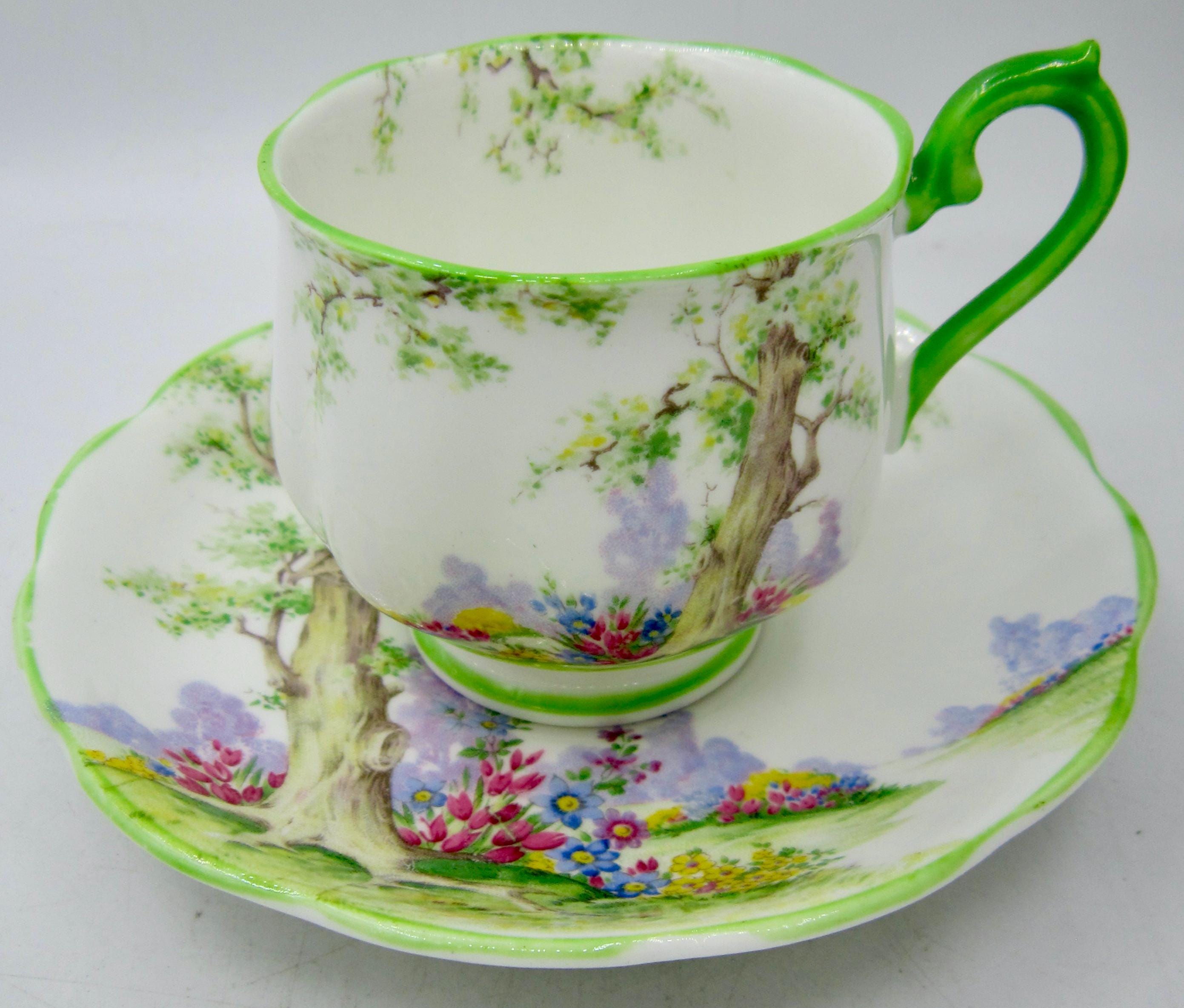 アンティーク ロイヤルアルバート グリーンウッドツリー スクエアプレート アンティーク ロイヤルアルバート グリーンウッドツリー