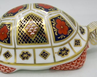 Royal Crown Derby Turtle Figurine Paperweight (1983) Gold Stopper - England