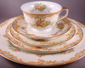 Noritake Milroy 5 Piece Porcelain Dinner Place Setting - Japan
