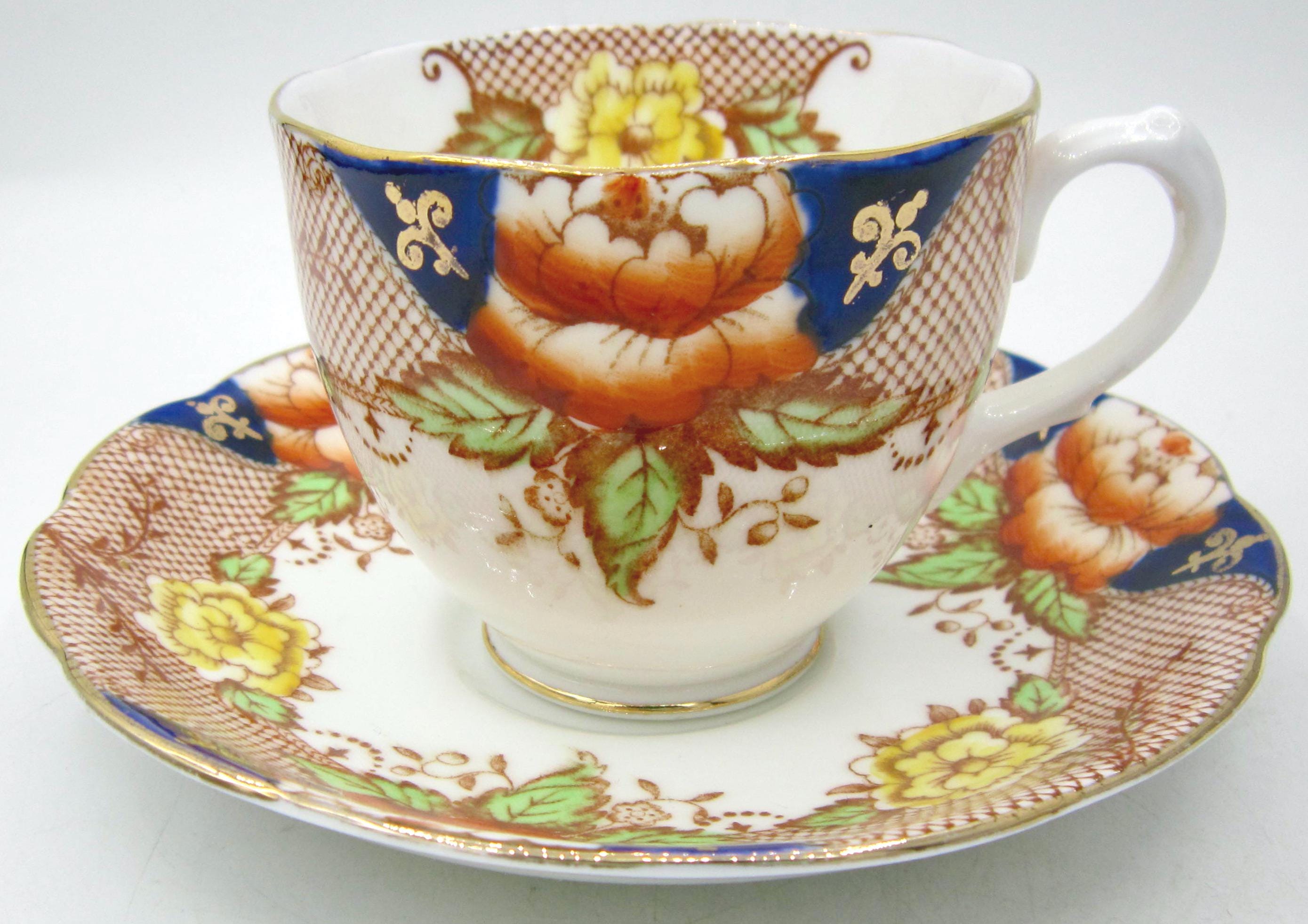 Bell Bone China Tea Cup & Saucer (2902) Orange Flowers - England