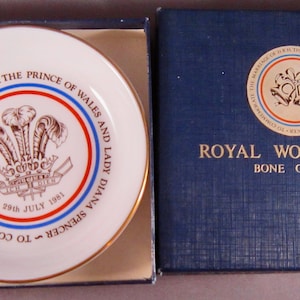 Wedding of Charles and Diana (1981) - Royal Worcester Bone China Coaster - Boxed - Royalty Collectible