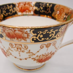Royal Albert Crown China Teacup (4465) Rust Flowers - Vintage English China