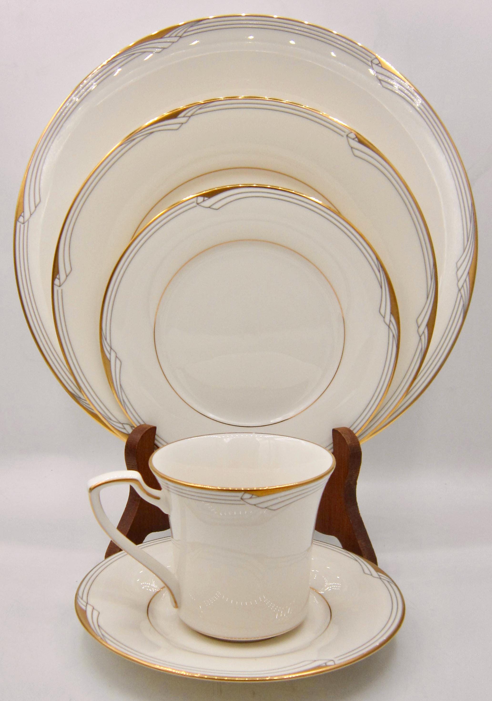 ノリタケ　ゴールデンコーブ大皿5枚　ファインチャイナ Noritake Golden Cove (7719) 5 Piece Dinner Place Setting - Japan
