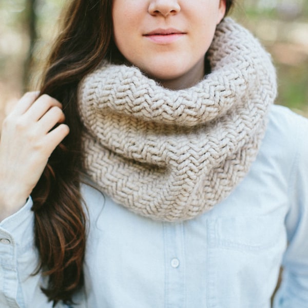 Chunky Knit Cowl Textured Scarf Neck Warmer // The HERRINGBONE