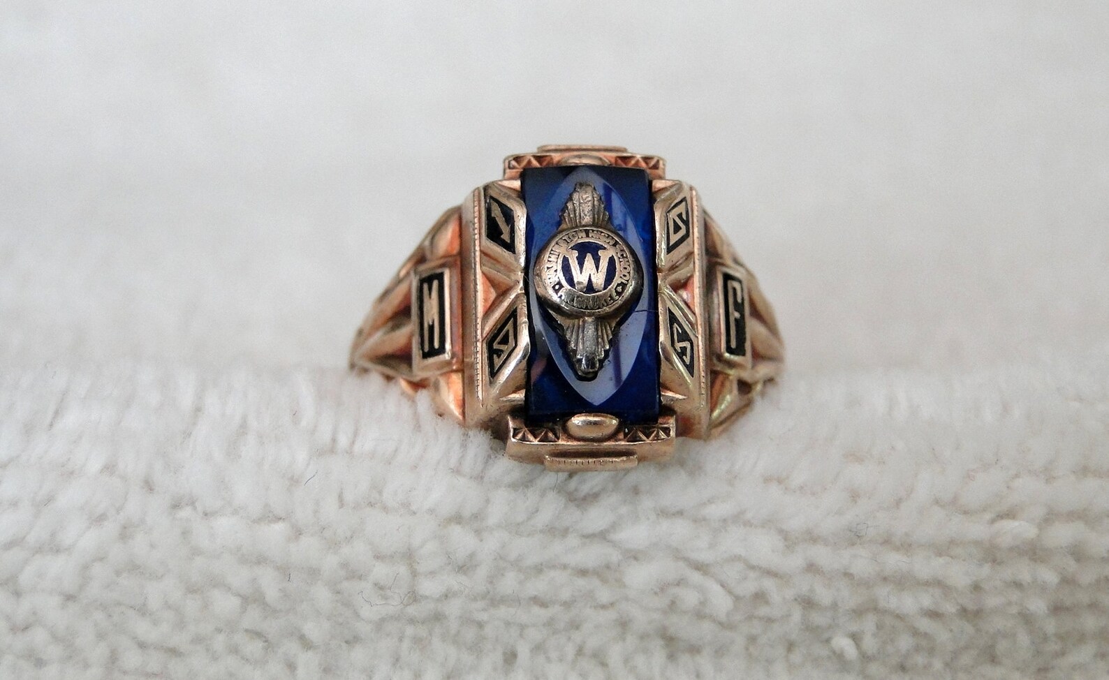 Vintage 1965 10K Gold High School Class RingWashington Etsy