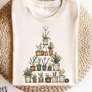 House Plant Christmas Tree T-Shirt: Retro Gardener X-mas Tee Plants Garden Botanical Print Farmer Cactus Succulent Gardening Flowers Pots