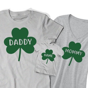 St Patricks Day Shirts Matching Family Shirts Pregnancy Announcement Tees T-Shirts Tee Women Men Daddy Mommy Mom Dad Baby Toddler Kids Boys