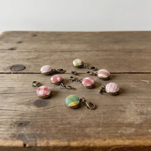 Antique Bronze Locking Stitch Markers, Colorful Plaid Knitting Charms (Set of 6)