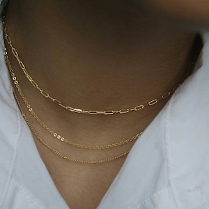 Zarte Goldkette, zweireihige Halskette, geometrische Halskette Doppelkette, einfache Halskette, minimale Halskette, Halskette für den Alltag
