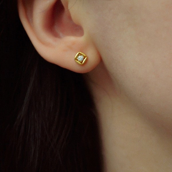 Round Cubic Zirconia Stud Earrings Gold * Golden Cubic Zirconia Earrings * Minimalist Earrings * Silver Earrings * Stud Earrings Silver * Gift