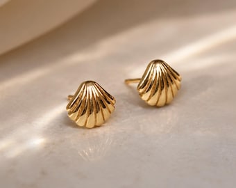 Small shell stud earrings made from recycled 925 silver, 18k gold plated or silver, gift for girlfriend