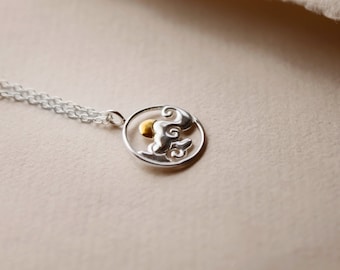 Zarte Sterlingsilber Kette mit Wolken und Sonnen Motiv * Halskette Bicolor * Hochwertige Halskette mit Anhänger * Besonderes Geschenk