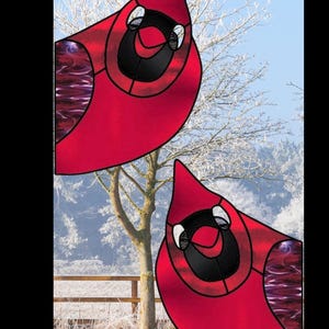 Cardenales que miran, vitrales falsos, calcomanías de lujo para ventanas, juego de 2 pájaros, atrapasoles, tamaños de 5,8" u 8", vinilo reposicionable