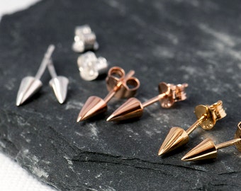925 Solid Sterling Silver Spike Bullet Rivet Stud Earrings Ear Studs Punk Rock 925 Solid Sterling Silver Spike Bullet Rivet Stud Earrings Ear Studs Punk Rock