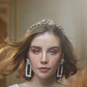 Marchesa Bridal Crown, Pearl Tiara, Statement Tiara, Gold Crown, Floral Tiara, JONIDA RIPANI Made in Italy image 1