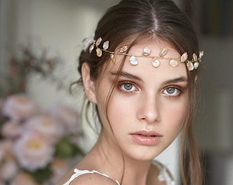 Berta | Bridal Headband, Bridal Halo, Pearl Headpiece, Pearl Tiara, Gold Headpiece, Simple Headpiece, JONIDA RIPANI - Made in Italy