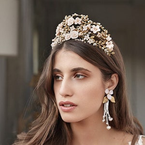 Capri Bridal Crown, Flower Tiara, Statement Tiara, Gold Crown, Floral Tiara, JONIDA RIPANI Made in Italy image 2